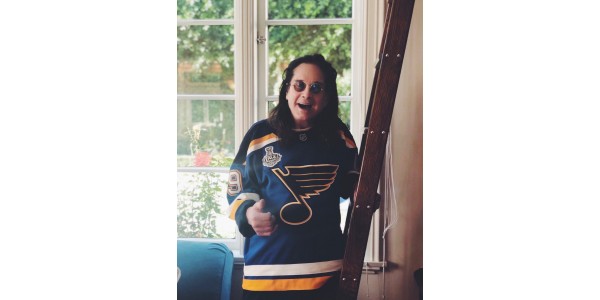 Blahopřejeme Blues k vítězství Stanley Cupu Blahopřejeme Blues k vítězství Stanley Cupu